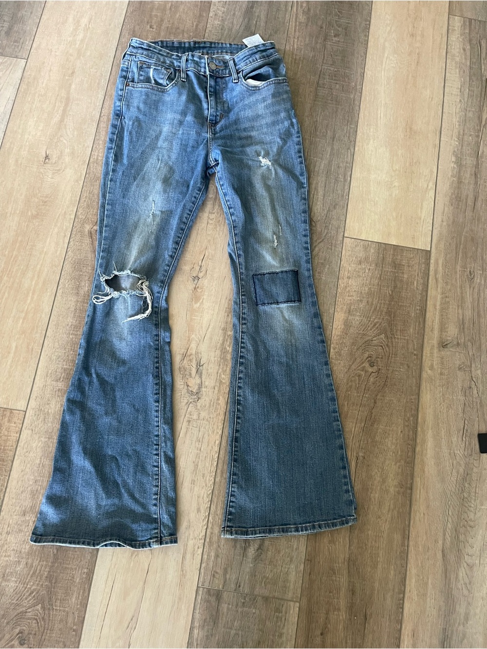 Levi's High Rise Flare Jeans Lighthouse Blues Distressed Patched Size 28